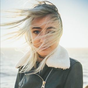 Meet your Posher, Anastassia